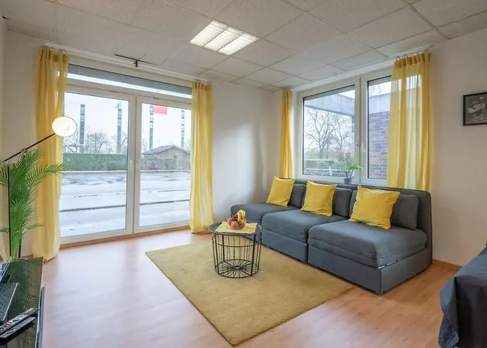 Beautiful 2 Bedroom Incl Parking * Hamburg