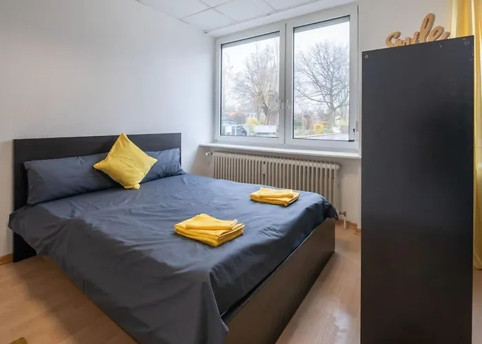 Beautiful 2 Bedroom Incl Parking *